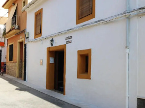 House with 3 Bedrooms in Estivella - 11 Km From the Beach