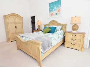 Twin Lakes Home