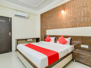 OYO 77796 Hotel Elite