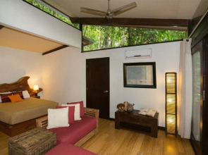 Isla Palenque Member of the Cayuga Collection