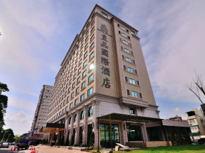Royal Chiayi Hotel
