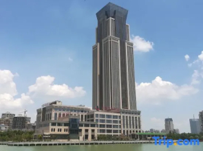 Zhongyuan International Hotel