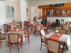 Mandalena Hotel Apts