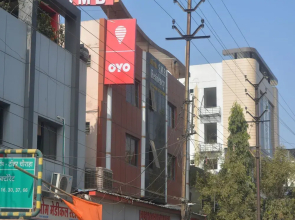 OYO 7551 SMB Residency