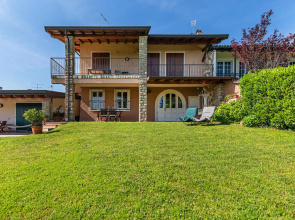 Casa Alba con Giardino e Patio by Wonderful Italy