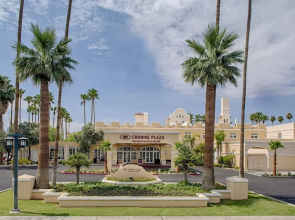 Crowne Plaza Phoenix - Chandler Golf Resort by IHG