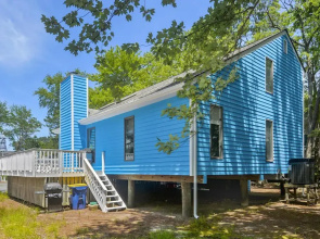 Beach Happy 322 Wellington Pkwy by Long & Foster