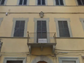 Elsa Apartments