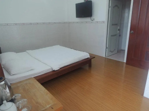Nguyen Phuc Hotel
