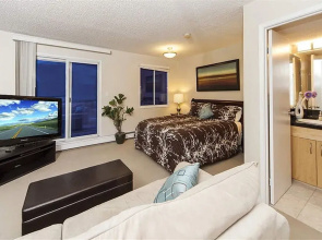 Executive Suites by Roseman - Meredith
