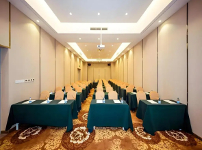 Vienna International Hotel (Wuhan Workers' Culture Palace Jiyuqiao Metro Station)