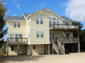 Keep Smiling - 8 Br Home