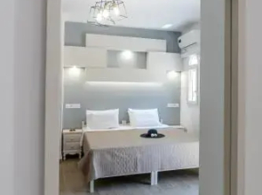 Renata Mare Apartments