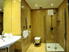 Отель Pierre Milano