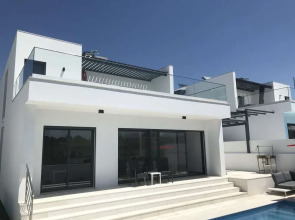Comfortable Villa in Coto With Swimming Pool