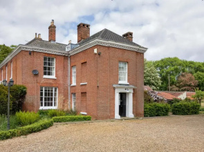 Lingwood Hall