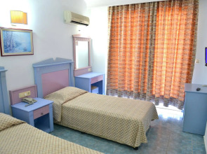 Отель Eva Beach