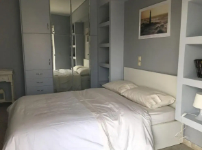 Cozy Flat With Acropolis View