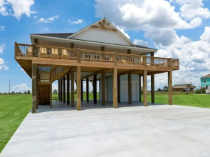 Twin Tides 4 Bedroom Home by Redawning