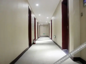 Yashi Hotel (Shenyang Sanhao Street)(雅适宾馆(沈阳三好街店))