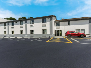 Econo Lodge Cherry Point