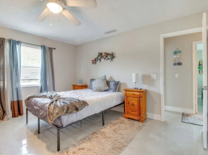 5 Mi to Beach: Retreat w/ Pool in Merritt Island