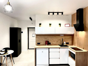 ЖивиТУТ на улице Партизанская 199