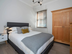 Redbanks Apartment