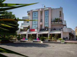 Hotel Residence Le Ceramiche