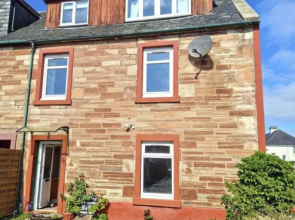Lovatt Apartment