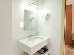 Prague Nha Trang Hotel