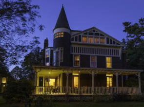 Ivy Lodge Bed & Breakfast