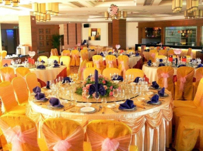 Royal Hotel