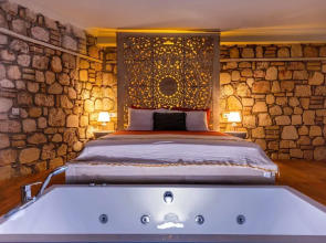 Noa's Boutique Hotel