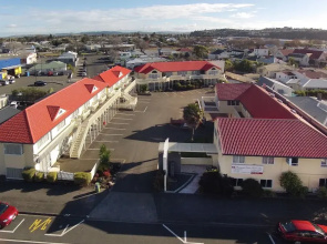Fountain Court Motel
