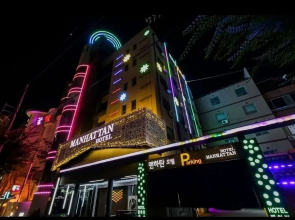 Manhattan Hotel