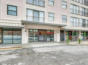 Vibrant Columbia Condo - 3 Blocks to USC Campus!