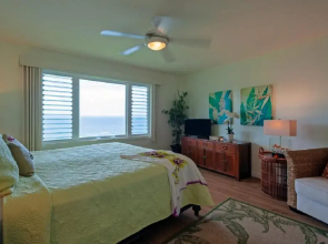 Alii Kai 5301-oceanfront views from every window, prime top floor corner!