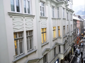 Colorful and Artistic Room for 2- Main Street!