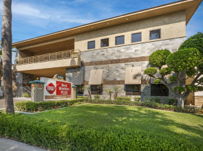 Best Western Plus Anaheim Inn