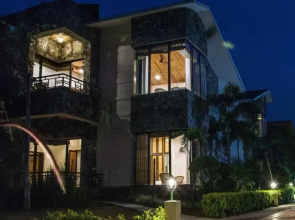 The Roar Resort