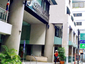 Silom Serene, a Boutique Hotel