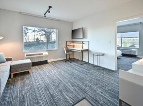 Towneplace Suites By Marriott Norfolk