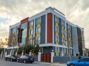 Limapark Suit Otel