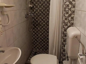 Villa Monera Apartments & Rooms