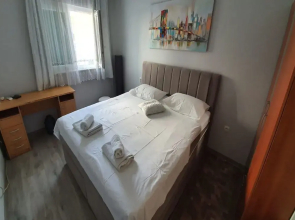 Spacious Apartment Steps From the Beach, With Private Terrace and Grill