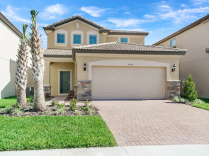 5448 Misty oak Circle