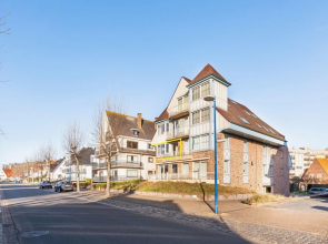 Apartment Near Dunes and Sea