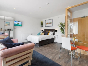 Exeter City Centre Apartments Ashton Apartment
