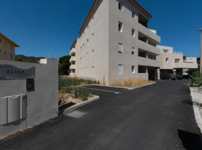 Mari - Appt tout confort 150m de la plage